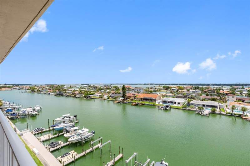 3 bedroom Condominium at 223 Island Way #7F, Island Way Towers Condo, Clearwater Beach — photo 5