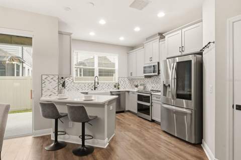2432 Foggy Creek Circle, Clearwater FL - photo 12 of 45