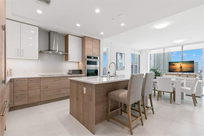 3 bedroom Condominium at 301 1st Street #1204, Saltaire Condo, St Petersburg — photo 4