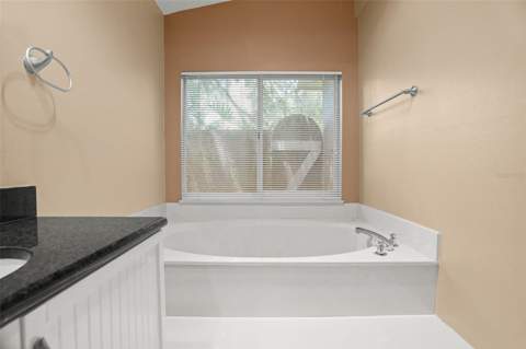 8020 Moonlight Lane, New Port Richey FL - photo 11 of 27