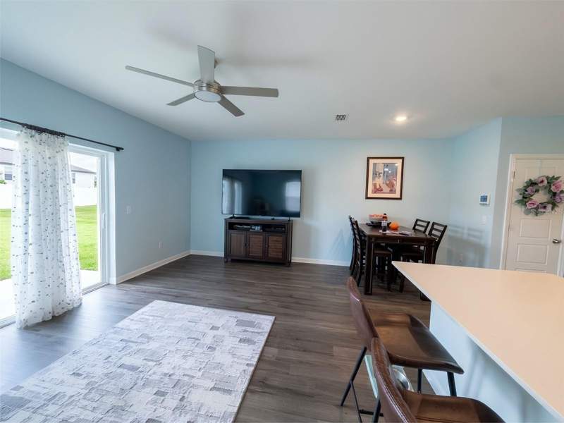 3 bedroom Townhouse at 1327 Tallowwood Lane, Danbury/Ridgewood Lks, Davenport — photo 5