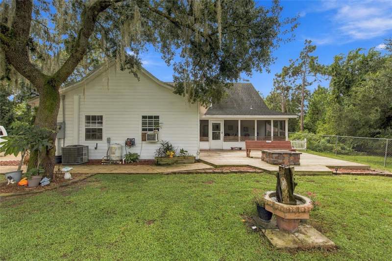 4 bedroom Single Family Residence at 3850 Granada Drive, Indian Lake Estates, Indian Lake Estates — photo 4