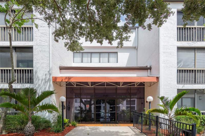 3 bedroom Condominium at 2593 Countryside Boulevard #7313, Inverness Condo, Clearwater — photo 2