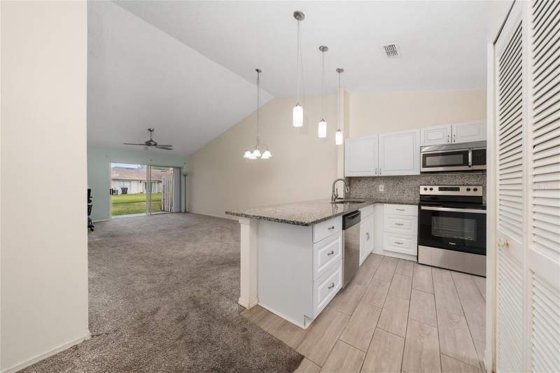 3 bedroom Townhouse at 1262 Lucaya Circle, Island Cove Villas Ph 01, Orlando — photo 3