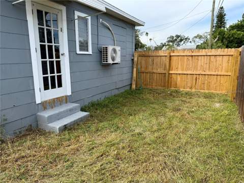 301 80th Avenue, St Petersburg FL - photo 9 of 43
