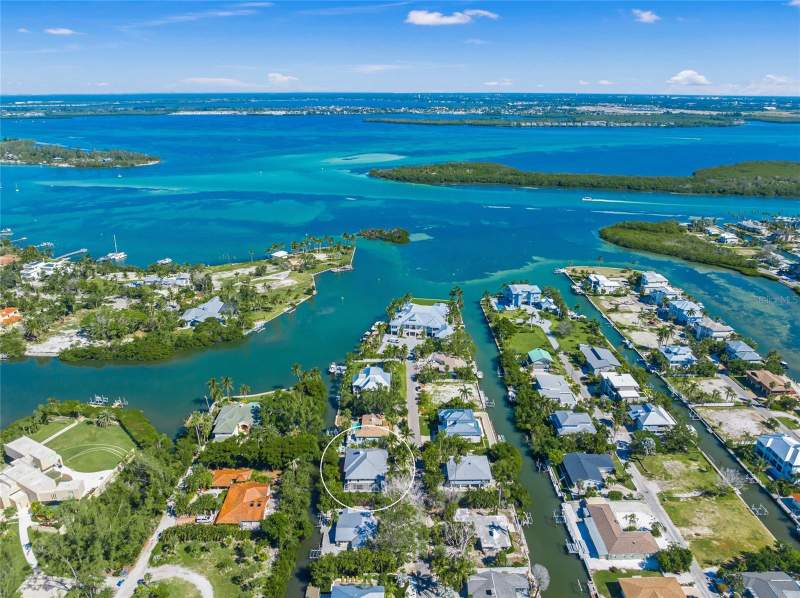 3 bedroom Single Family Residence at 569 Juan Anasco Drive, Sleepy Lagoon Park, Longboat Key — photo 5