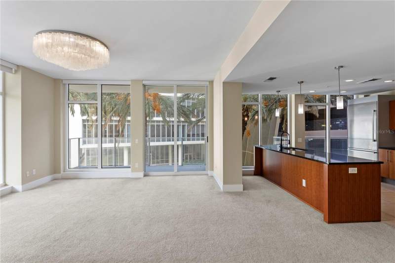 2 bedroom Condominium at 175 1st Street #303, Signature Place Condo, St Petersburg — photo 4