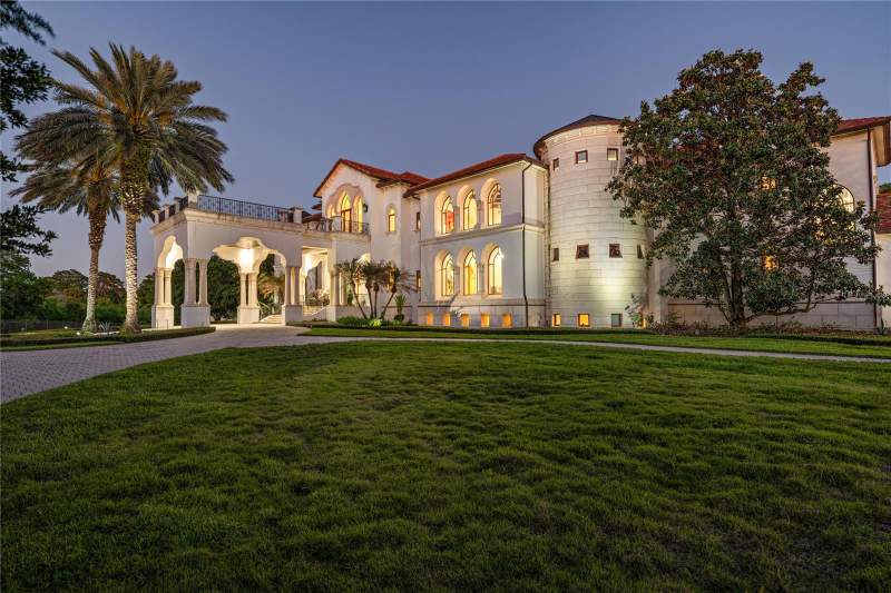 5603 MARLEON DRIVE home for sale in Grove Resort and Spa Hotel Condominium
