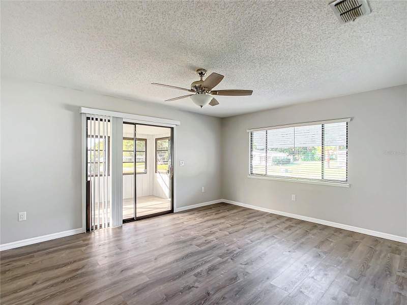 2 bedroom Single Family Residence at 10335 SW 92nd Court, Pine Run Estate, Ocala — photo 4