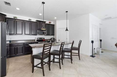 4355 Summer Breeze Way, Kissimmee FL - photo 9 of 44
