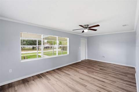 210 E Merrill Avenue, Dundee FL - photo 9 of 22
