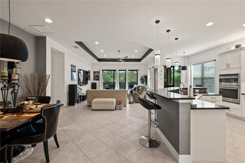 3 bedroom Single Family Residence at 10035 Chesapeake Bay Drive, Marina Bay 2, Fort Myers — photo 5