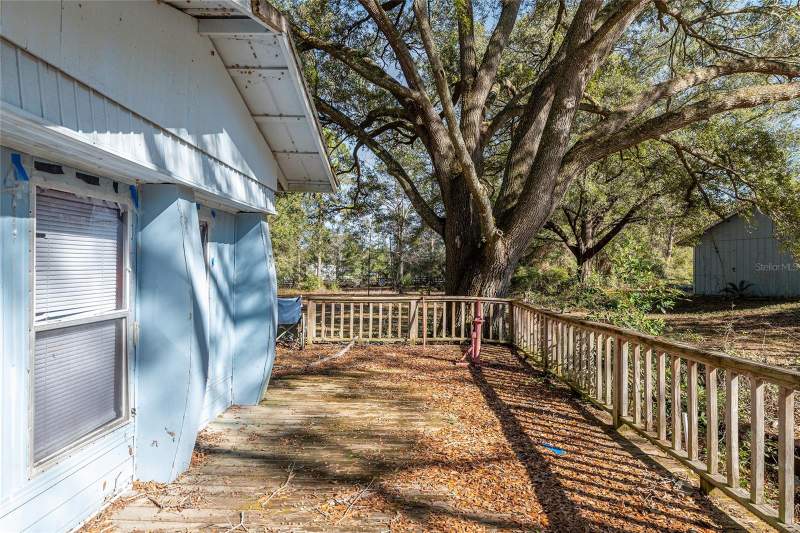 2 bedroom Mobile Home at 9727 SW 138th Street, University Country Estate, Archer — photo 5