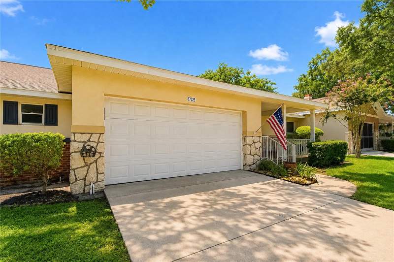 2 bedroom Villa at 8702 SW 94th Street #E, On Top Of The World, Ocala — photo 4