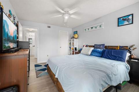 5713 Gatlin Avenue #226, Orlando FL - photo 18 of 40