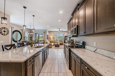 29947 Southwell Lane, Wesley Chapel FL - photo 11 of 37