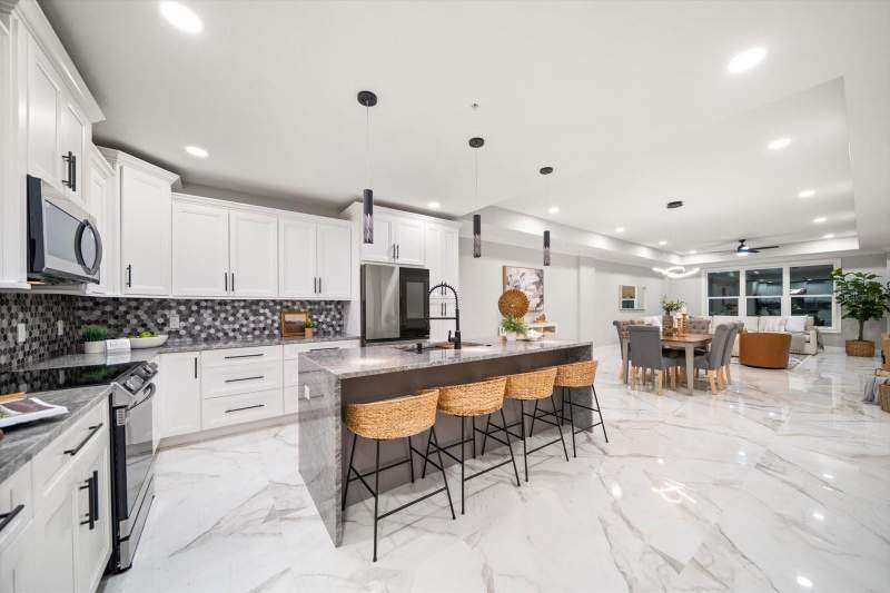 3 bedroom Condominium at 211 Dolphin Point #202, La Brisa Del Mar Condo Unit 202, Clearwater — photo 4