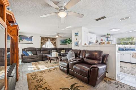 6503 Amundson Court, Tampa FL - photo 15 of 71