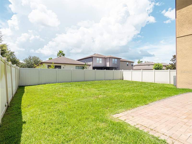 3 bedroom Single Family Residence at 6327 Yellow Buckeye Drive #6327, Magnolia Park Southwest G, Riverview — photo 3