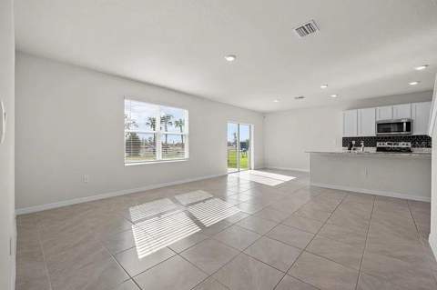 17249 Wheatberry Boulevard, Parrish FL - photo 8 of 15