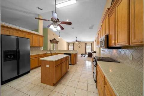 8479 SW 134th Avenue, Dunnellon FL - photo 10 of 63