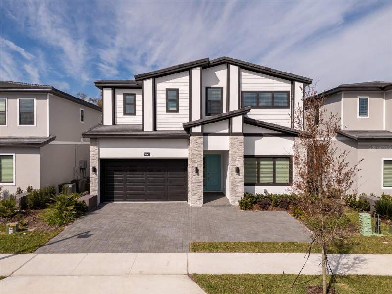 5674 HIGH SEAS DRIVE home for sale in Paradiso Grande