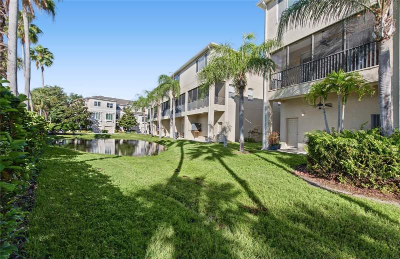 3 bedroom Townhouse at 1146 Venetian Harbor Drive, Venetian Harbor, St Petersburg — photo 2