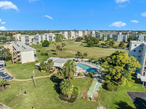 4480 Ironwood Circle #216A, Bradenton FL - photo 22 of 41