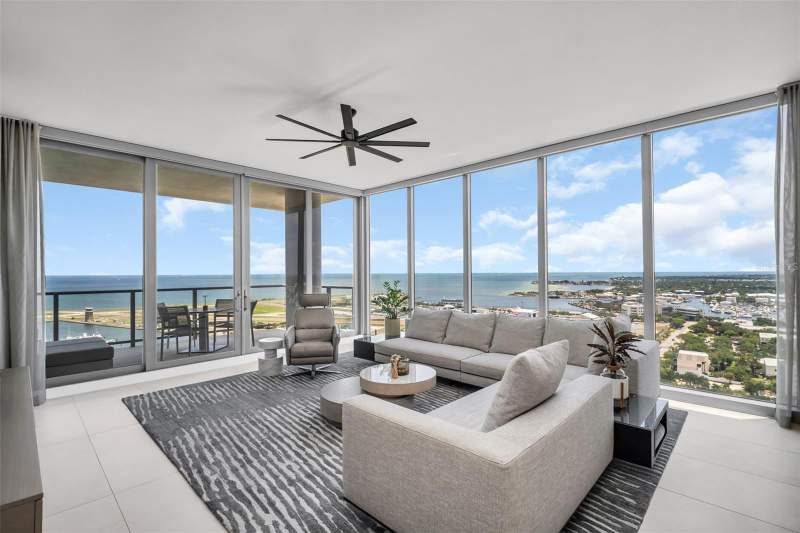 3 bedroom Condominium at 301 1st Street #2501, Saltaire St Petersburg, St Petersburg — photo 4
