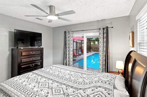 8028 25th Avenue, St Petersburg FL - photo 23 of 36