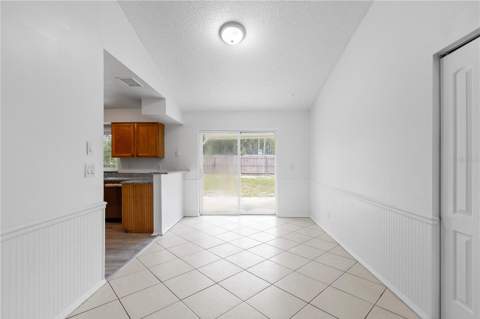8221 Autumn Oak Avenue, Port Richey FL - photo 7 of 31