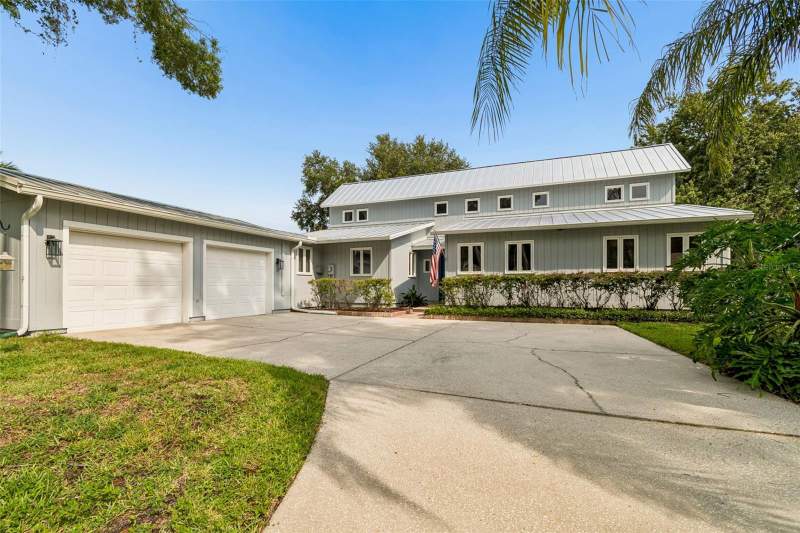 5 bedroom Single Family Residence at 3421 Brian Road, Tarpon Woods 4th Add, Palm Harbor — photo 2