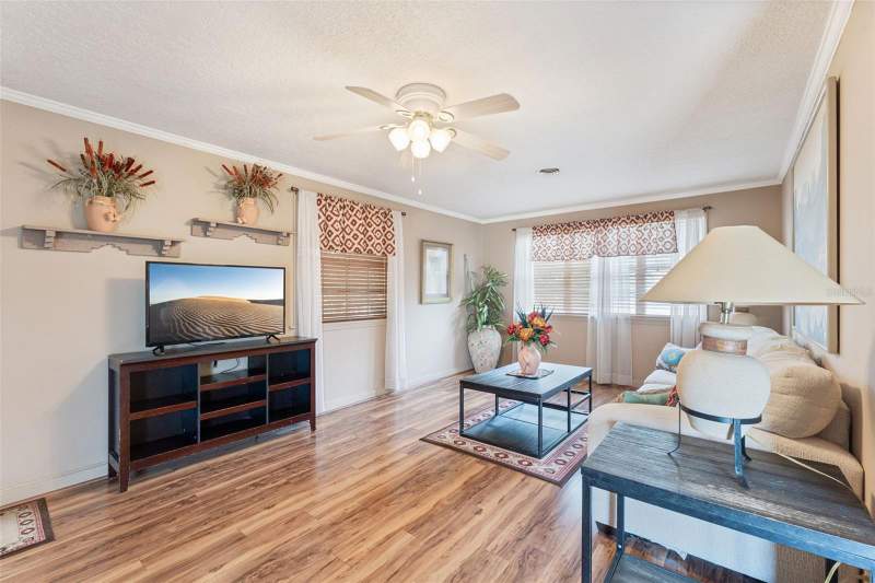 2 bedroom Single Family Residence at 17561 County Road 455, Lake Florence Estates, Montverde — photo 4