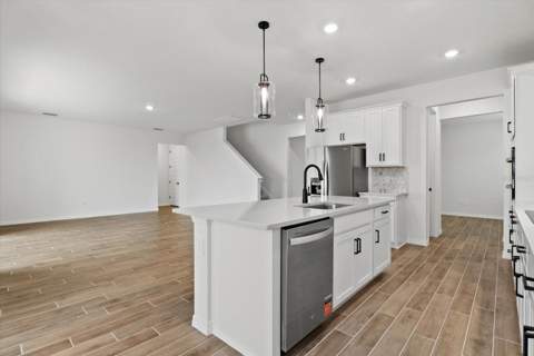 10514 Abundance Grove Way, Parrish FL - photo 10 of 55