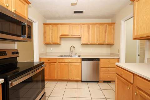 1064 Old Magnolia Cove Drive, Apopka FL - photo 11 of 28