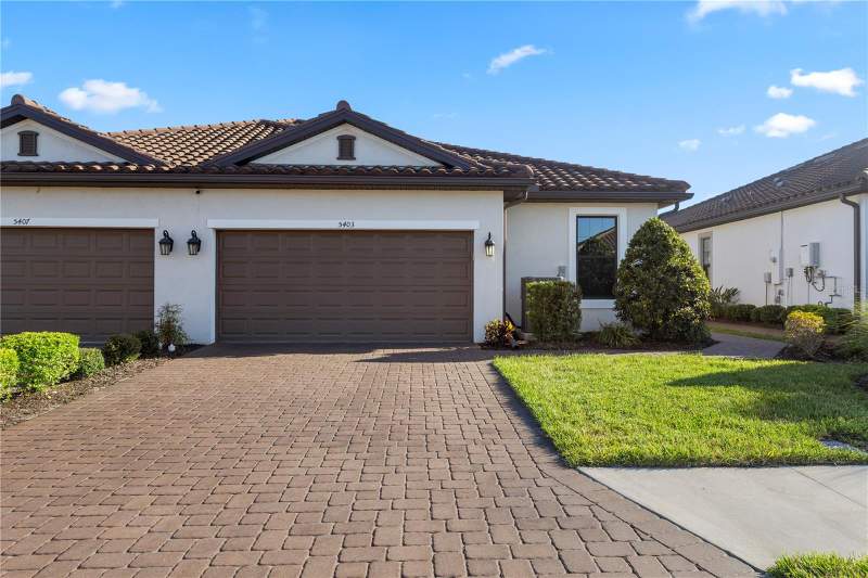 2 bedroom Half Duplex at 5403 Rushmere Court, Artisan Lakes Esplanade Ph IV Subph A,B,, Palmetto — photo 2