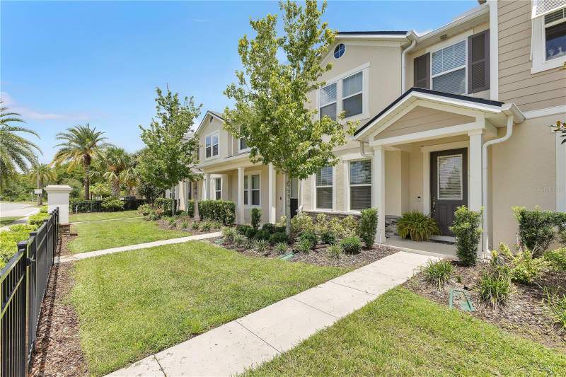 3 bedroom Townhouse at 9421 Randal Park Boulevard, Randal Walk, Orlando — photo 2