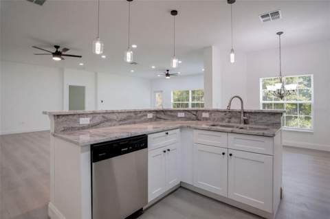4436 Waterford Drive, Lake Wales FL - photo 9 of 59