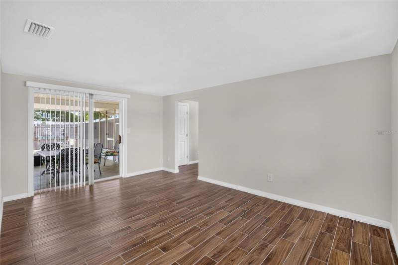 3 bedroom Single Family Residence at 4706 S 87th Street, Progress Village Unit 3 A, Tampa — photo 3