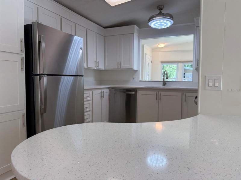 2 bedroom Manufactured Home at 130 Clubview Drive #2, Briar Creek Mobile Home Community II Condo, Safety Harbor — photo 3
