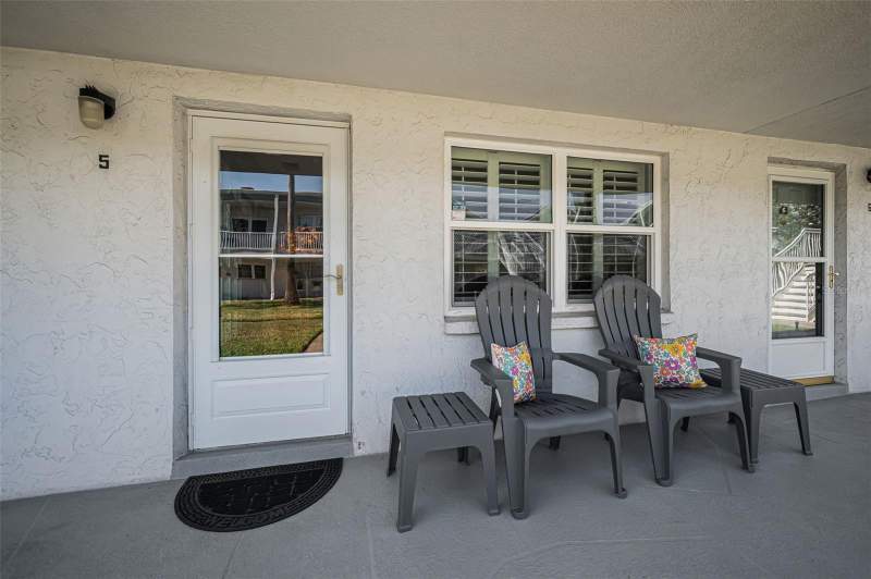 2 bedroom Condominium at 5216 81st Street #5, Paradise Shores, St Petersburg — photo 3