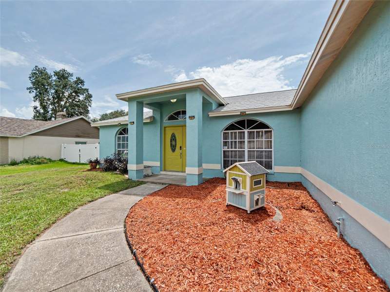 3 bedroom Single Family Residence at 23513 Bellaire Loop, Lake Padgett Estates East, Land O Lakes — photo 2