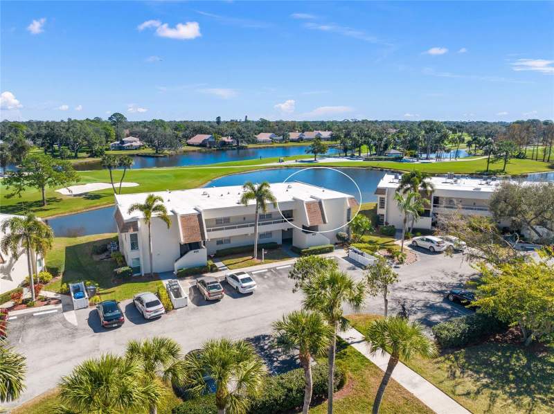 2 bedroom Condominium at 7193 W Country Club Drive #237, Palm-Aire Desoto Lakes Country Club, Sarasota — photo 2