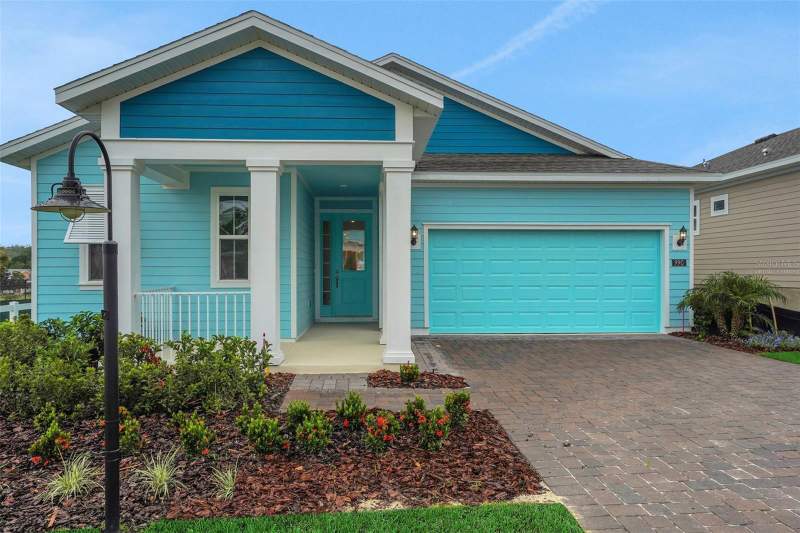 1026 FIESTA KEY CIRCLE home for sale in Green Key Village