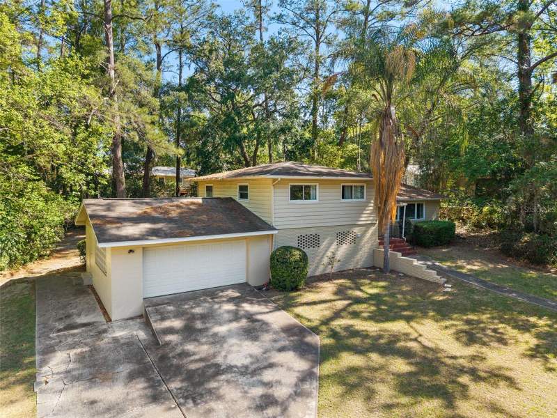 4 bedroom Single Family Residence at 2910 SW 1st Avenue, Black Acres, Gainesville — photo 3