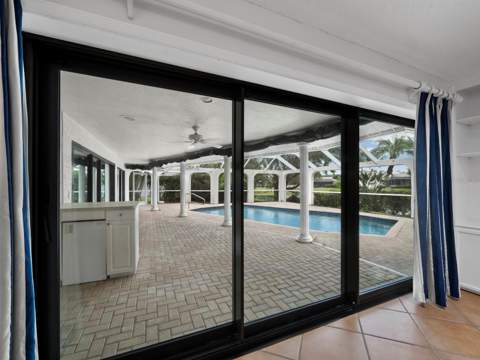 6945 Country Lakes Circle, Sarasota FL - photo 22 of 37