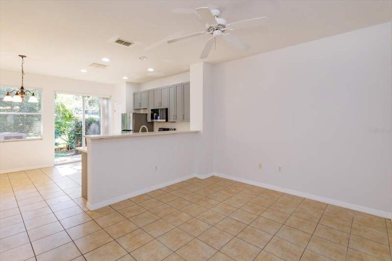 3 bedroom Townhouse at 5390 Paradise Cay Circle, Paradise Cay, Kissimmee — photo 5