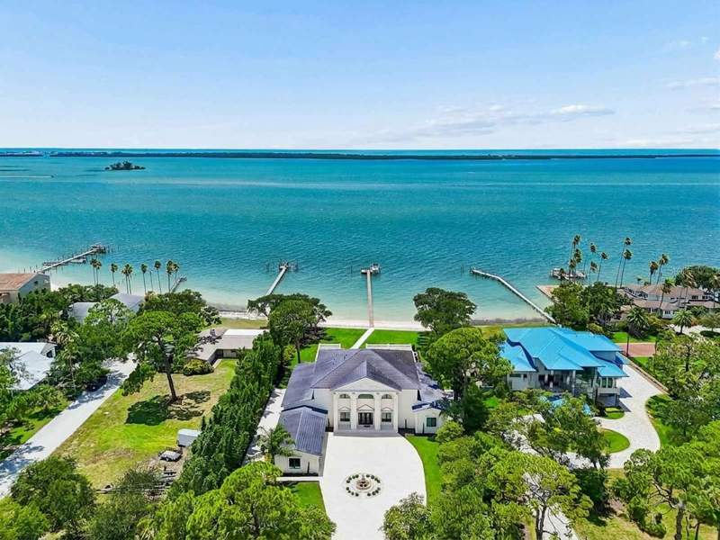 5 bedroom Single Family Residence at 1516 Bayshore Boulevard, Malones L H Sub, Dunedin — photo 3