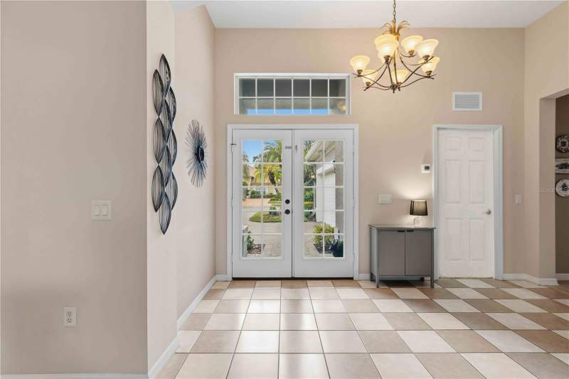 3 bedroom Single Family Residence at 7907 Ashley Circle, University Place, Bradenton — photo 3