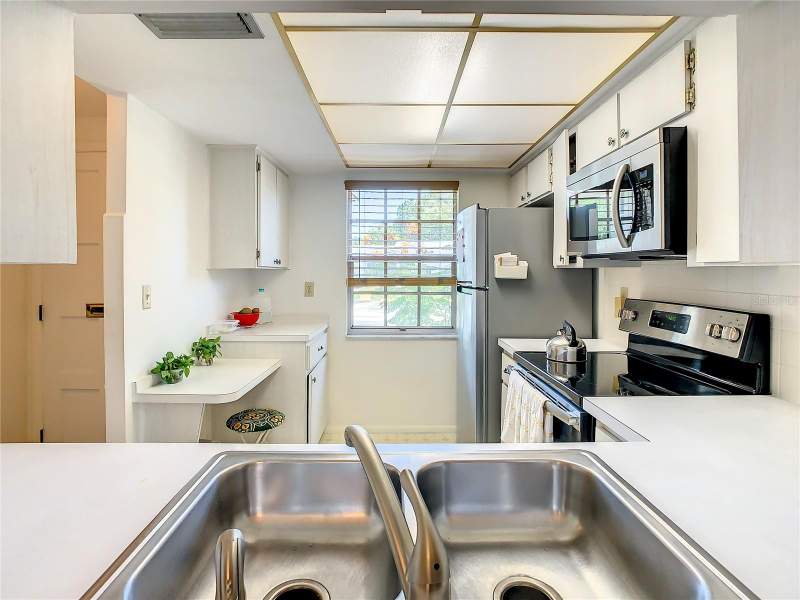 2 bedroom Condominium at 4230 Redcliff Place #4230, Gardens Beacon Square, New Port Richey — photo 5